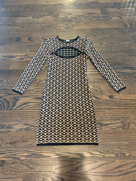 Missoni Dresses & Skirts - Missoni Geometric Diamond Knit Chest-Cutout Long Sleeve Dress
